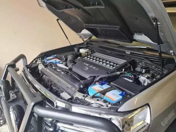 Ultimate DCS 12V 260AH Dual Lithium Battery System - LC200 W/Solar Reg & Bluetooth