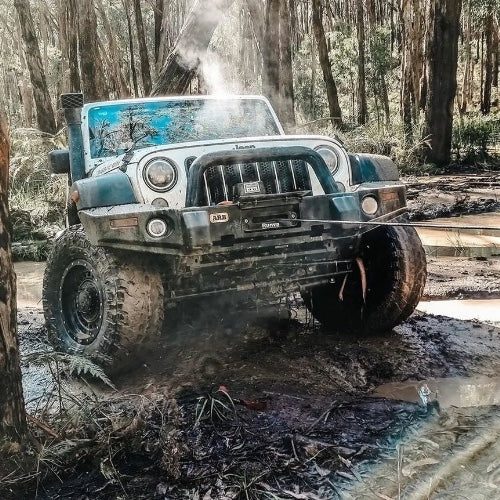 Runva 11XP Premium Winch 12V With Synthetic Rope & Accessory Kit