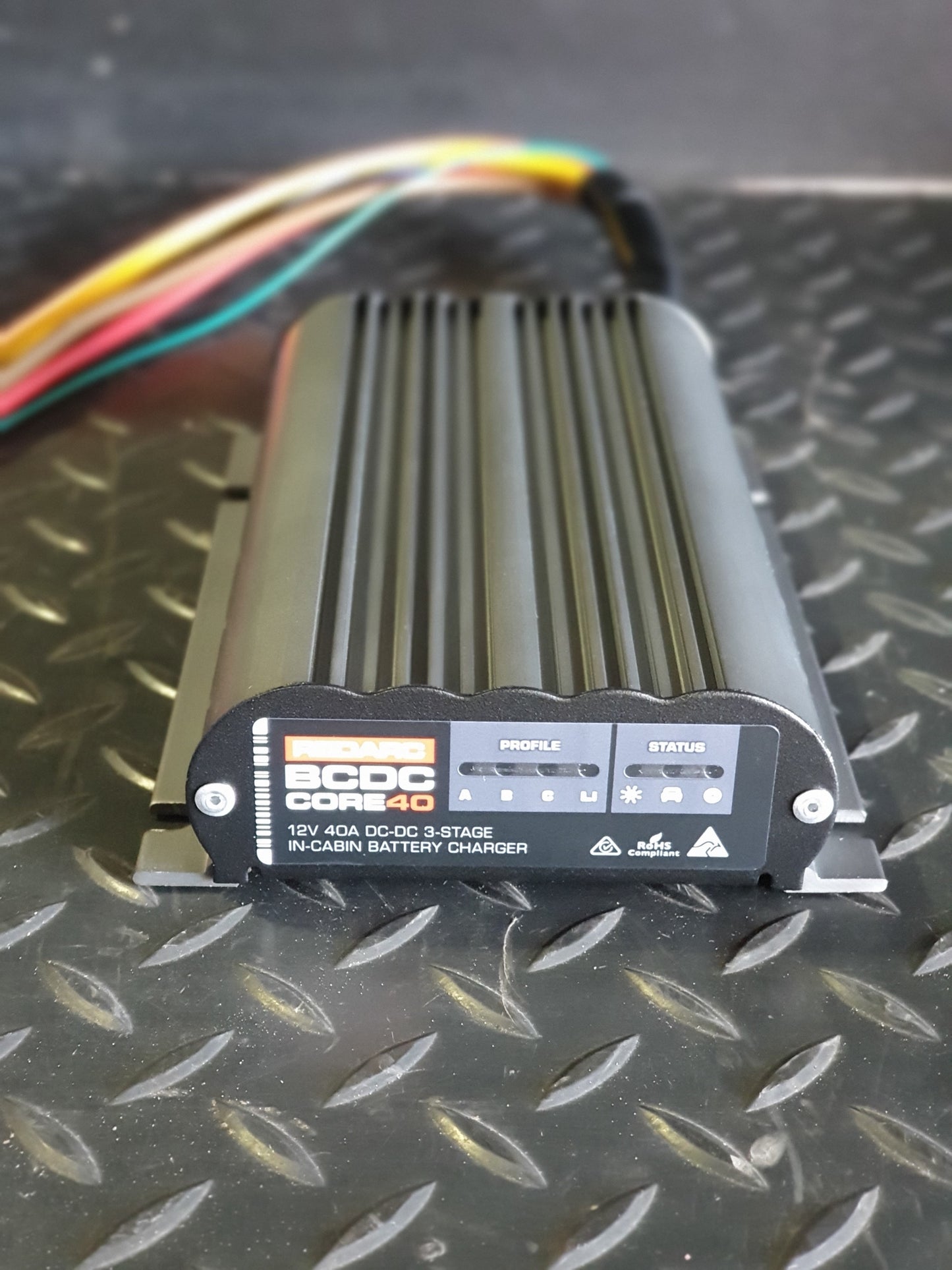 Redarc CORE 12V 40A In Cabin DC-DC Battery Charger